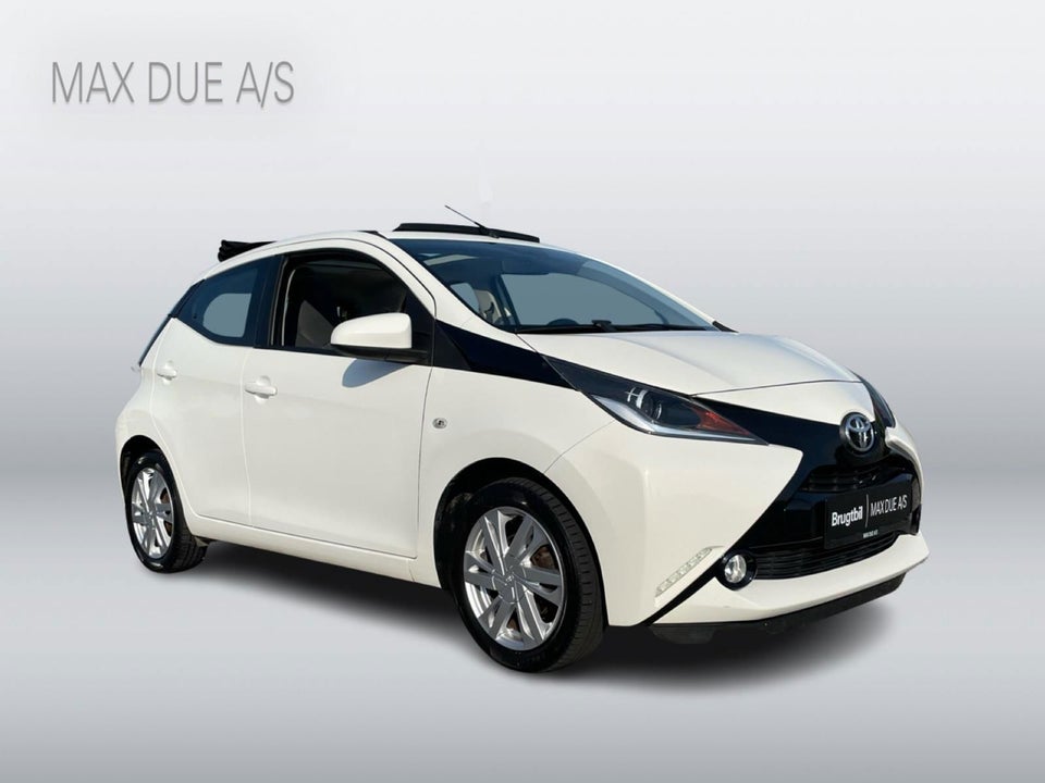 Toyota Aygo 1,0 VVT-i x-wave 5d