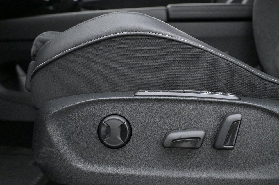 VW ID.7 77 Pro Tourer 5d