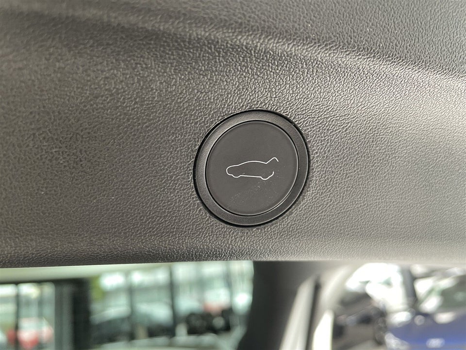 Tesla Model Y Long Range RWD 5d