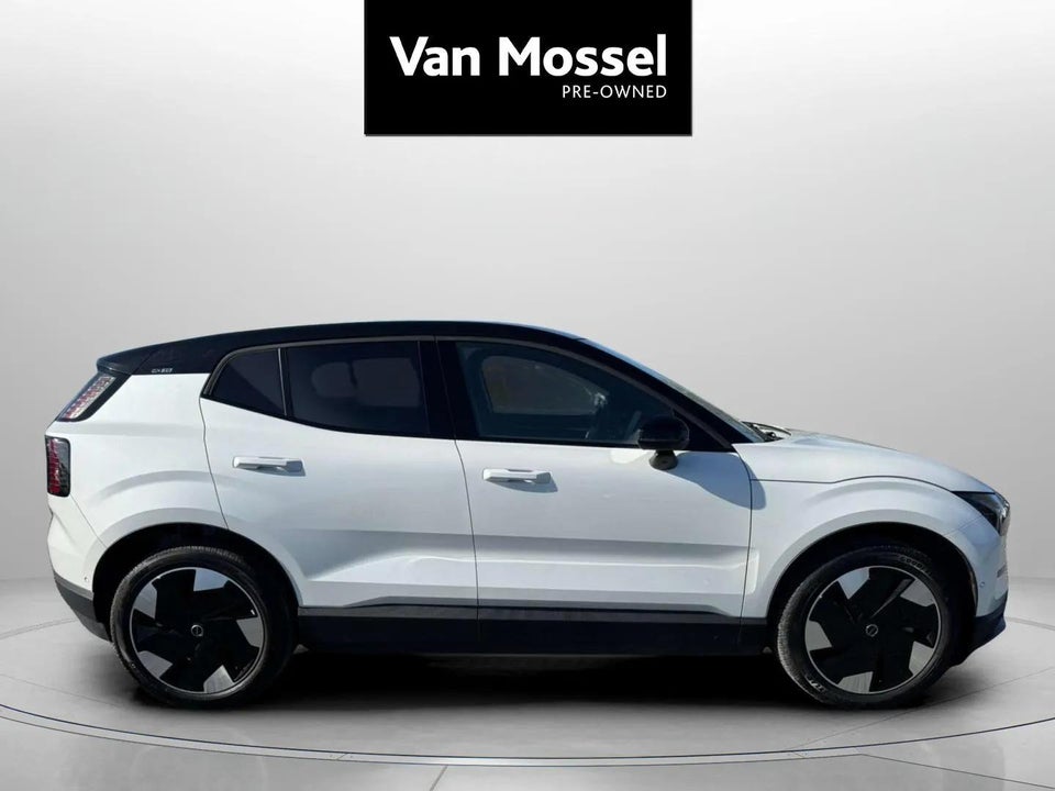 Volvo EX30 Extended Range Ultra 5d