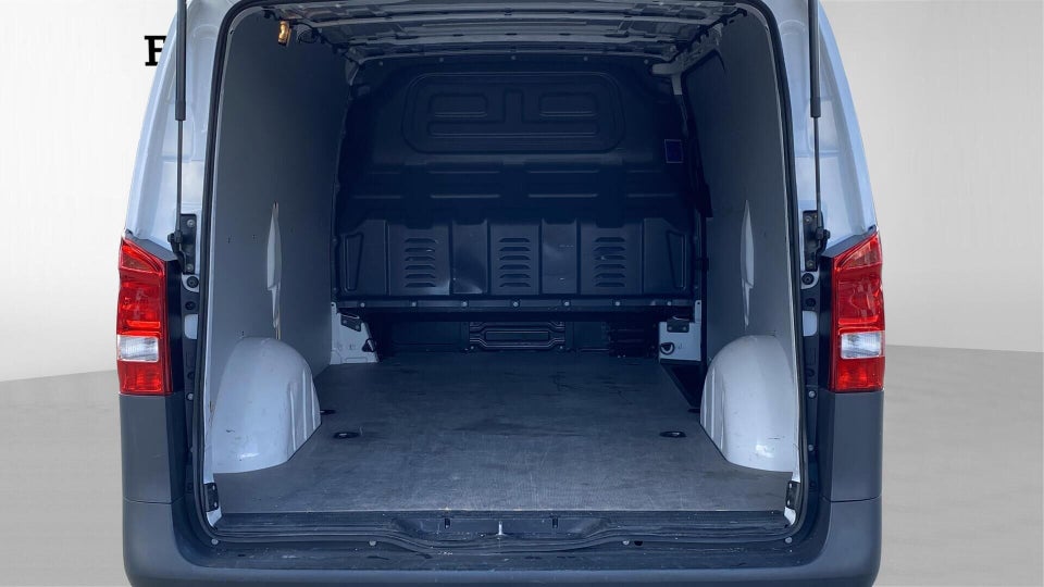 Mercedes Vito 114 2,0 CDi Kassevogn aut. L RWD
