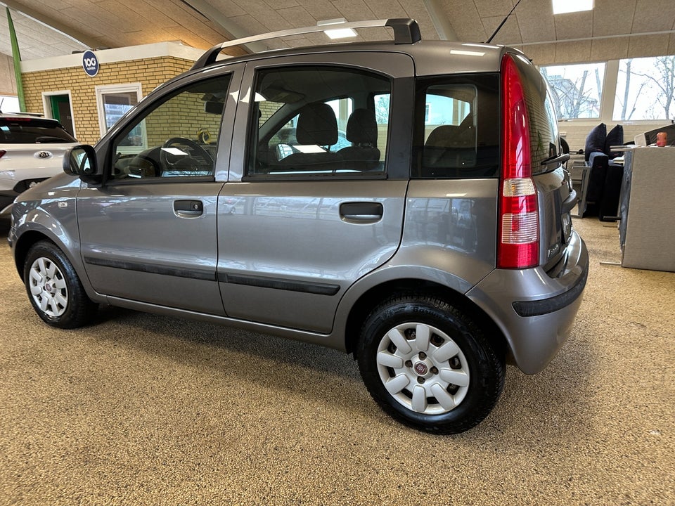 Fiat Panda 1,2 69 Dynamic 5d