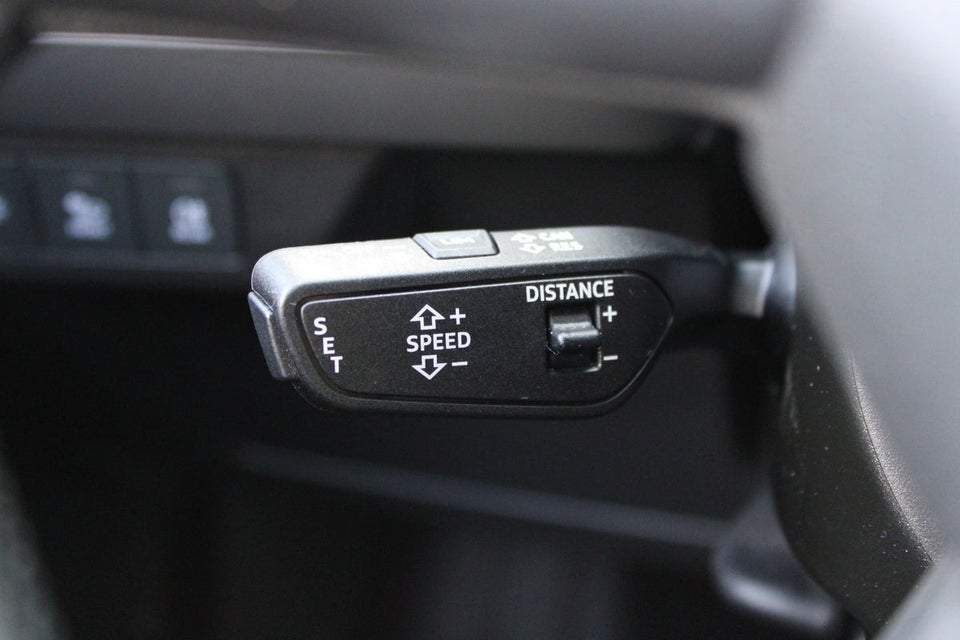 Audi Q4 e-tron 45 S-line 5d