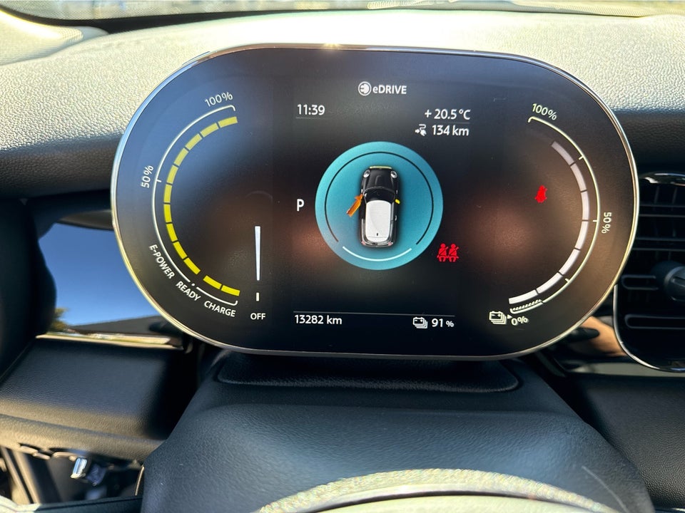 MINI Cooper SE Classic Trim 3d