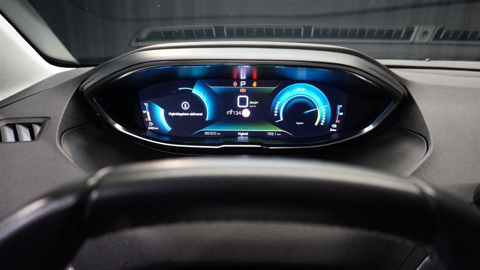 Peugeot 3008 1,6 Hybrid Allure Pack Limited EAT8 5d