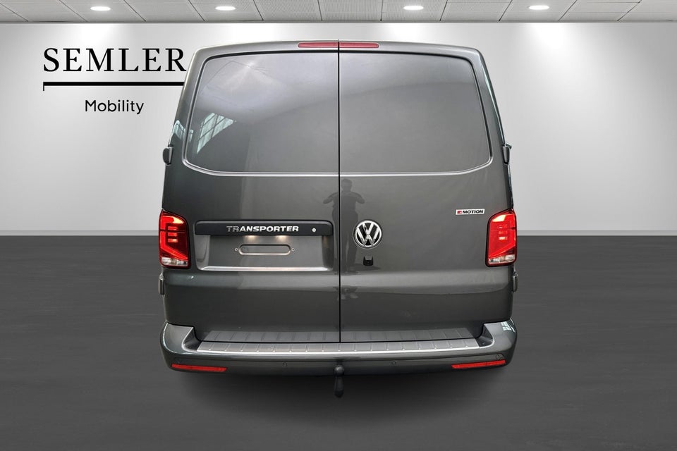 VW Transporter 2,0 TDi 204 Kassevogn DSG 4Motion kort