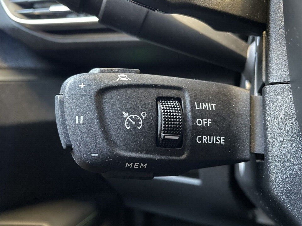 Peugeot 3008 1,6 Hybrid Allure Pack EAT8 5d