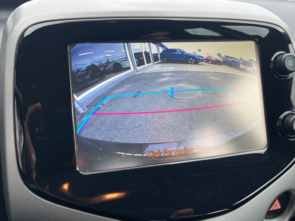 Toyota Aygo 1,0 VVT-i x-black II x-shift 5d