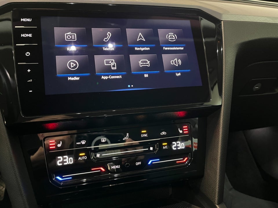 VW Passat 2,0 TDi 150 Business Variant DSG 5d