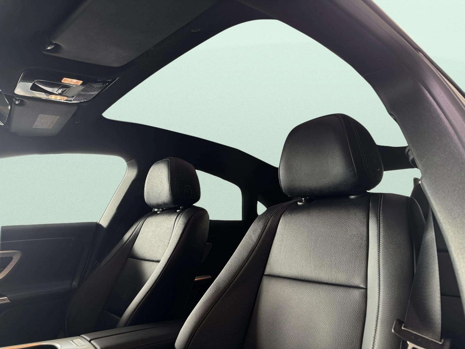 Mercedes CLA350 electric 4Matic 4d
