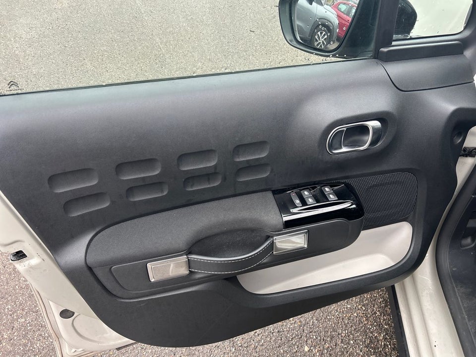 Citroën C3 1,2 PureTech 83 Palais 5d