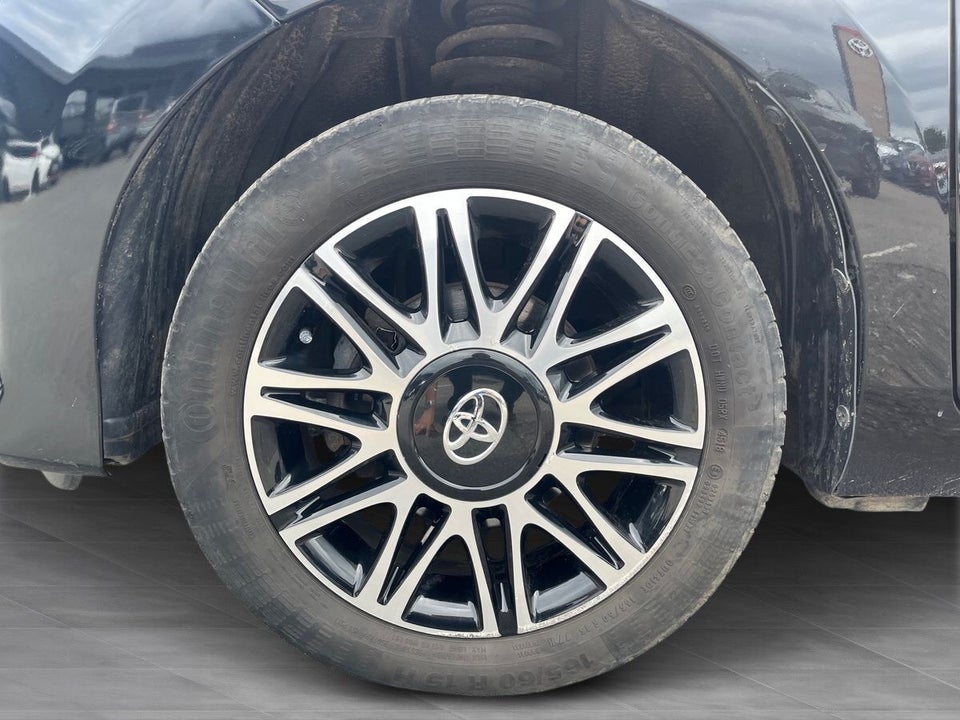 Toyota Aygo 1,0 VVT-i x-cellence 5d
