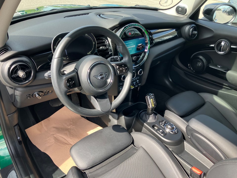 MINI Cooper SE Edition Premium Plus 3d