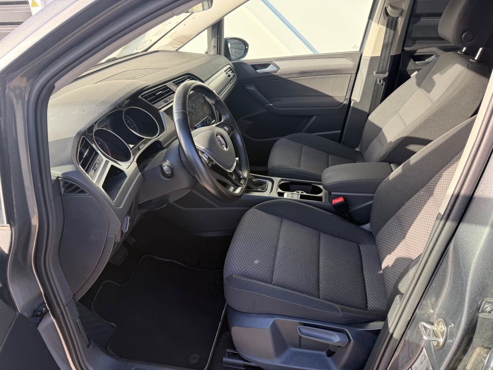 VW Touran 1,5 TSi 150 Comfortline Family DSG 7prs 5d