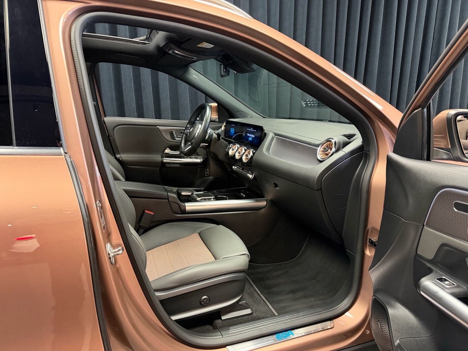 Mercedes EQA250 Progressive 5d