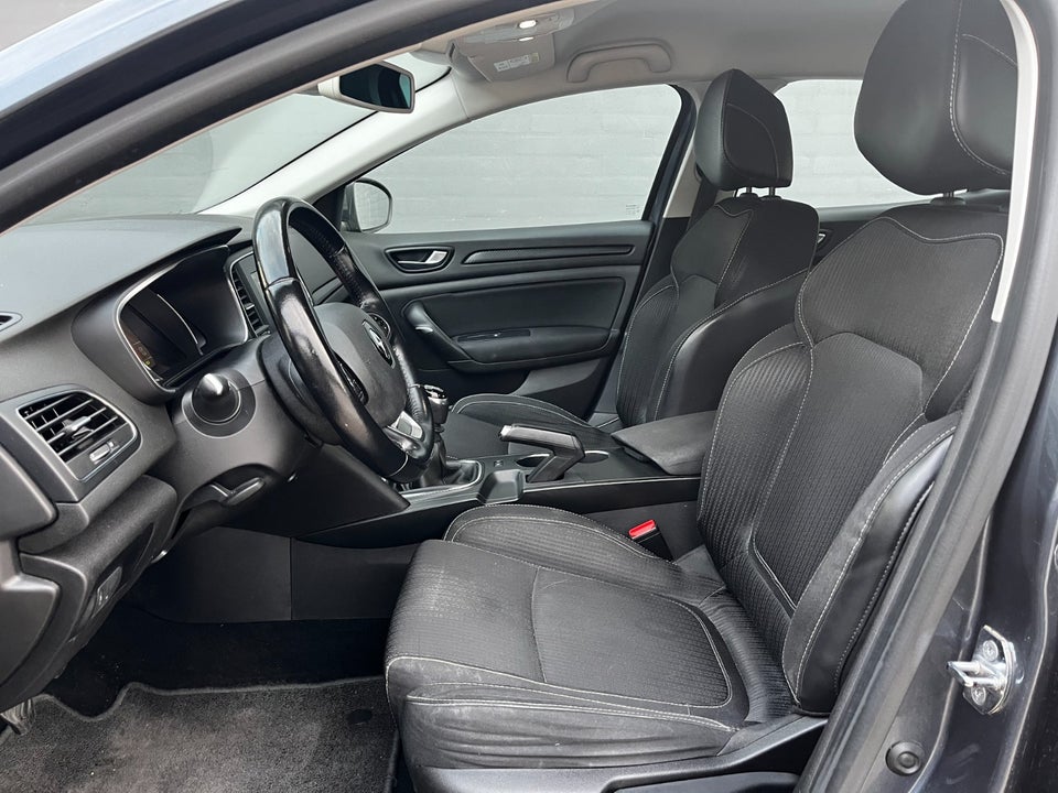 Renault Megane IV 1,2 TCe 100 Zen 5d