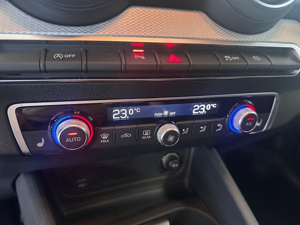 Audi Q2 35 TFSi Prestige S-tr. Van 5d