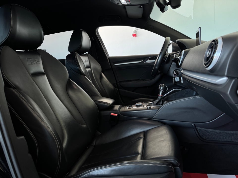 Audi A3 2,0 TDi 150 S-line Sportback S-tr. 5d