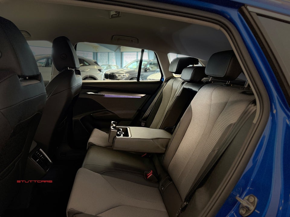 Skoda Enyaq 80 iV Loft 5d