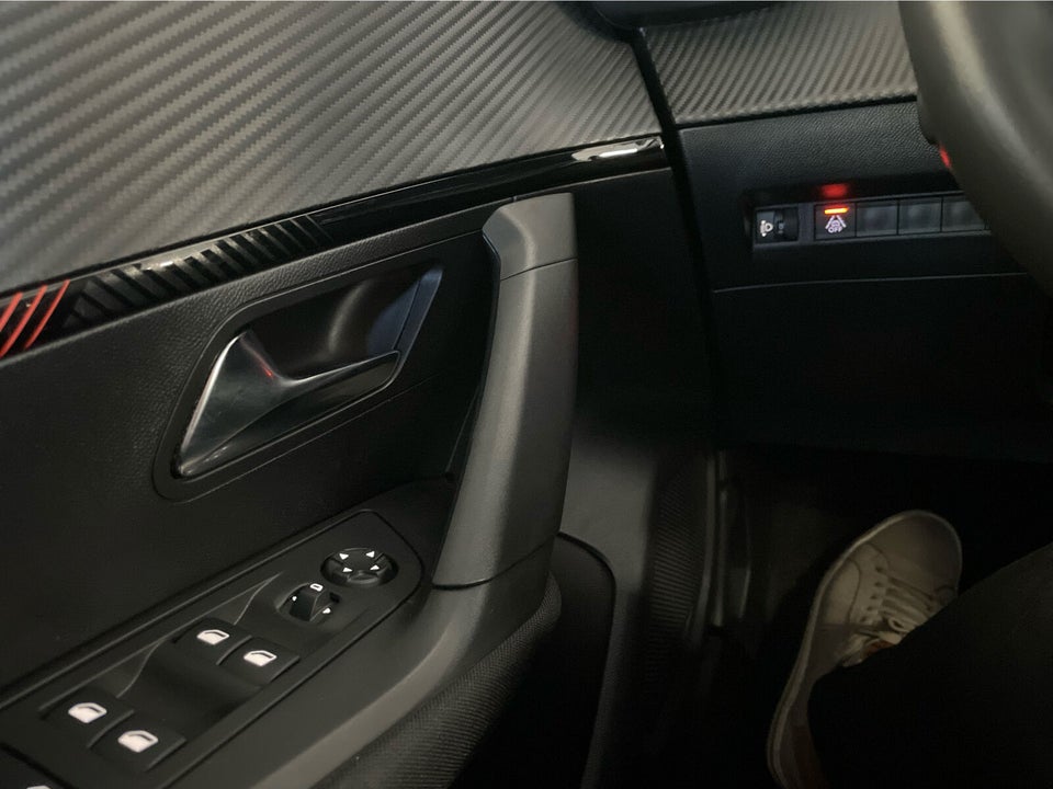 Peugeot e-2008 50 Active 5d