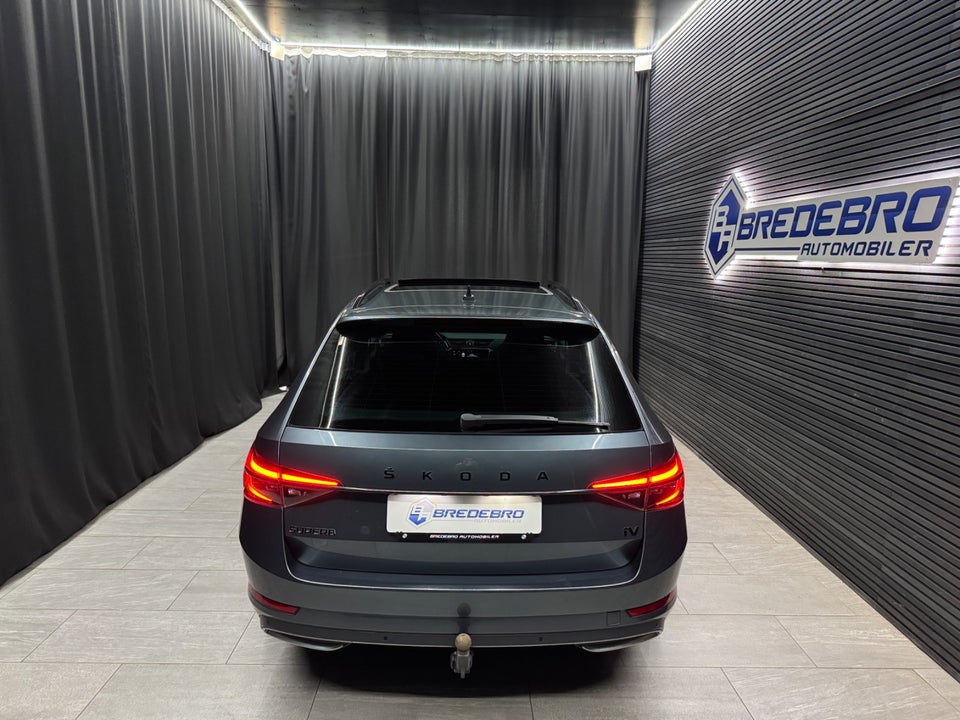 Skoda Superb 1,4 TSi iV Sportline Combi DSG 5d