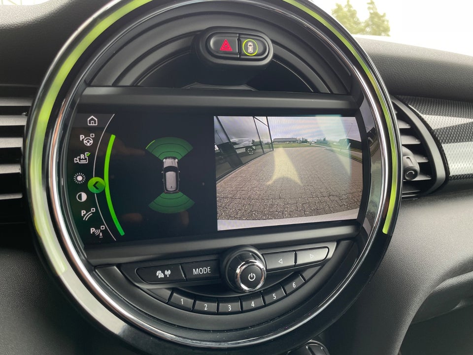 MINI Cooper SE Trim L 3d