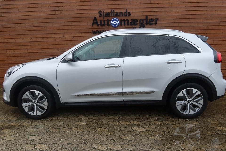 Kia e-Niro 64 Advance 5d