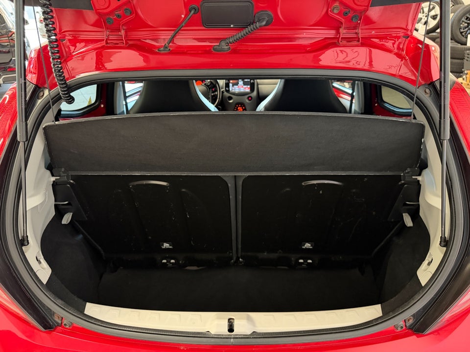Toyota Aygo 1,0 VVT-i x-cellence 5d