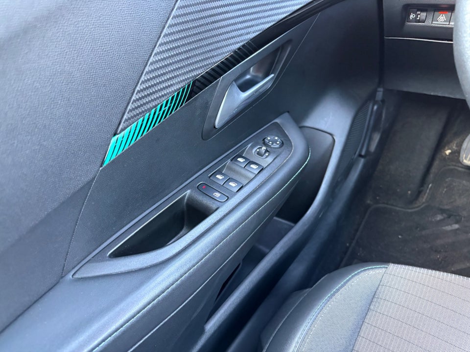 Peugeot 208 1,2 PureTech 100 Edition:210+ 5d