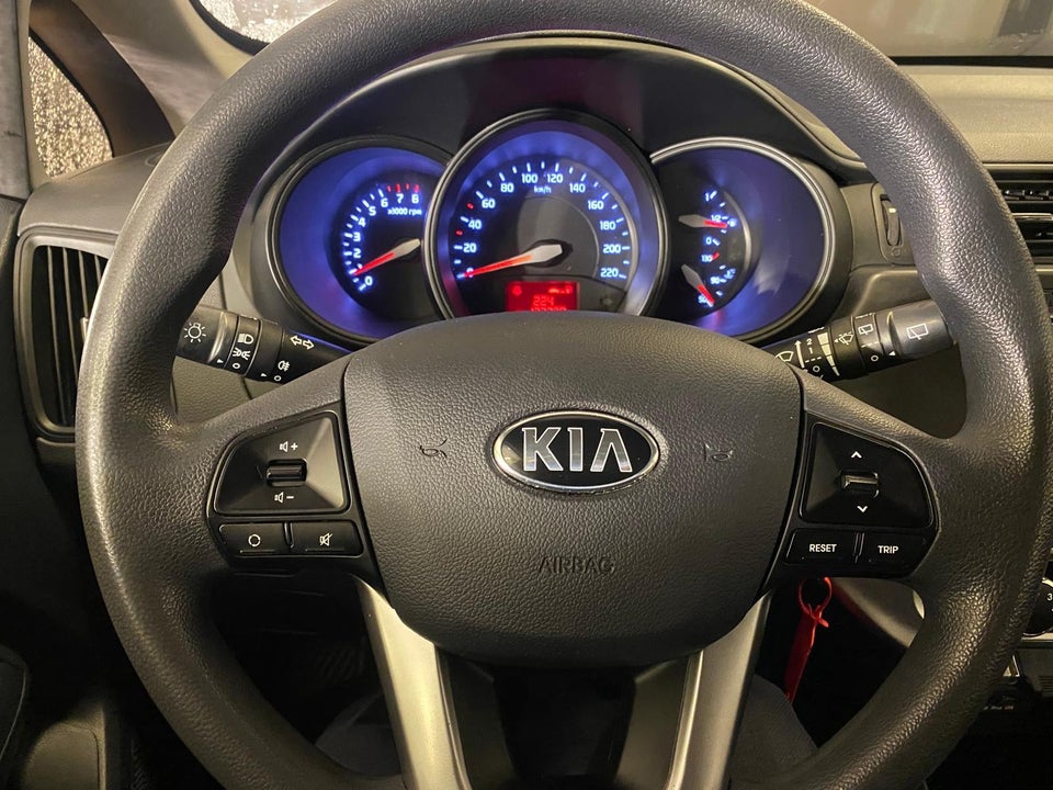 Kia Rio 1,4 CVVT Style 5d