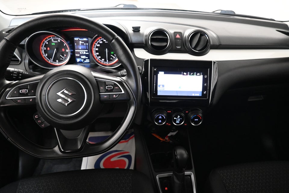 Suzuki Swift 1,2 Dualjet Exclusive CVT 5d