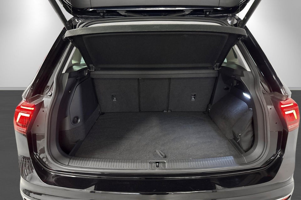 VW Tiguan 1,4 eHybrid Elegance DSG 5d