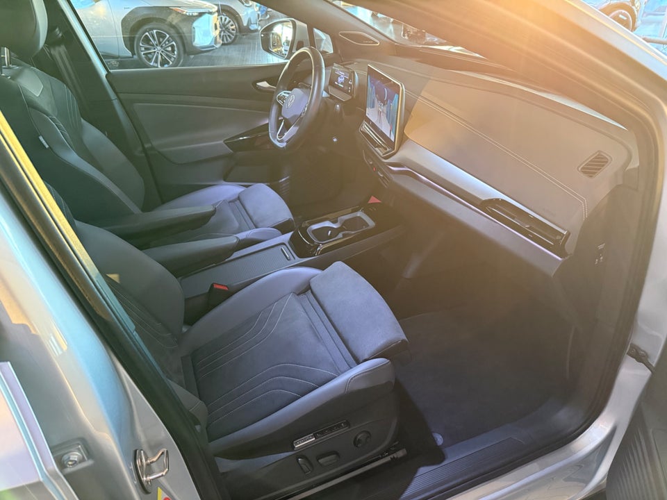 VW ID.4 77 Pro Style+ 5d