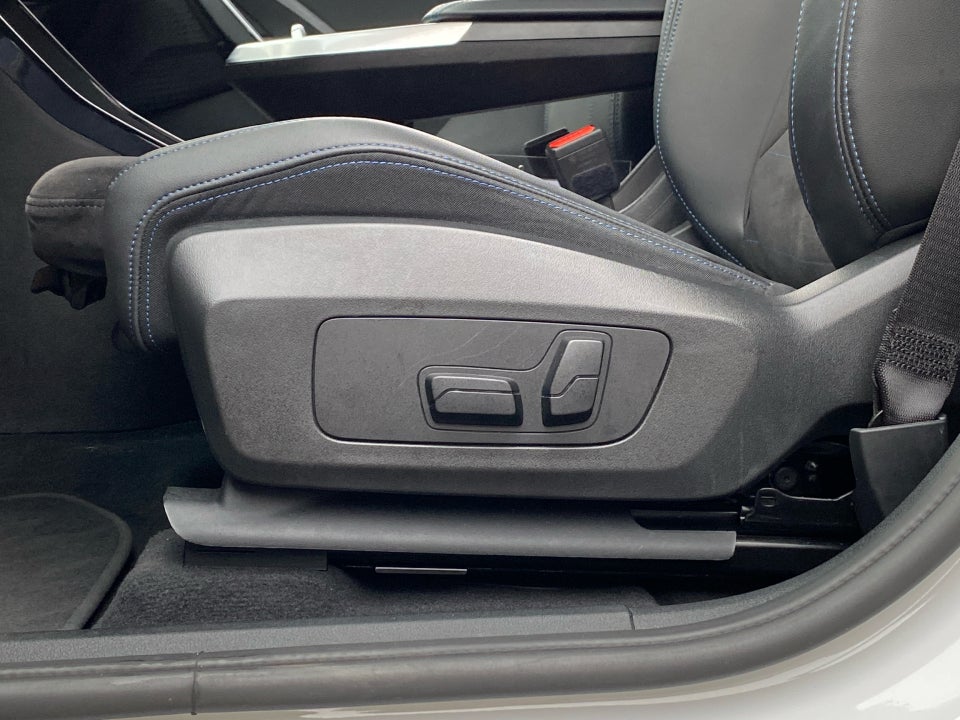 BMW iX1 eDrive20 M-Sport 5d