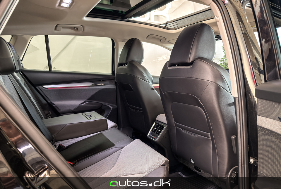 Skoda Enyaq 60 iV Loft 5d