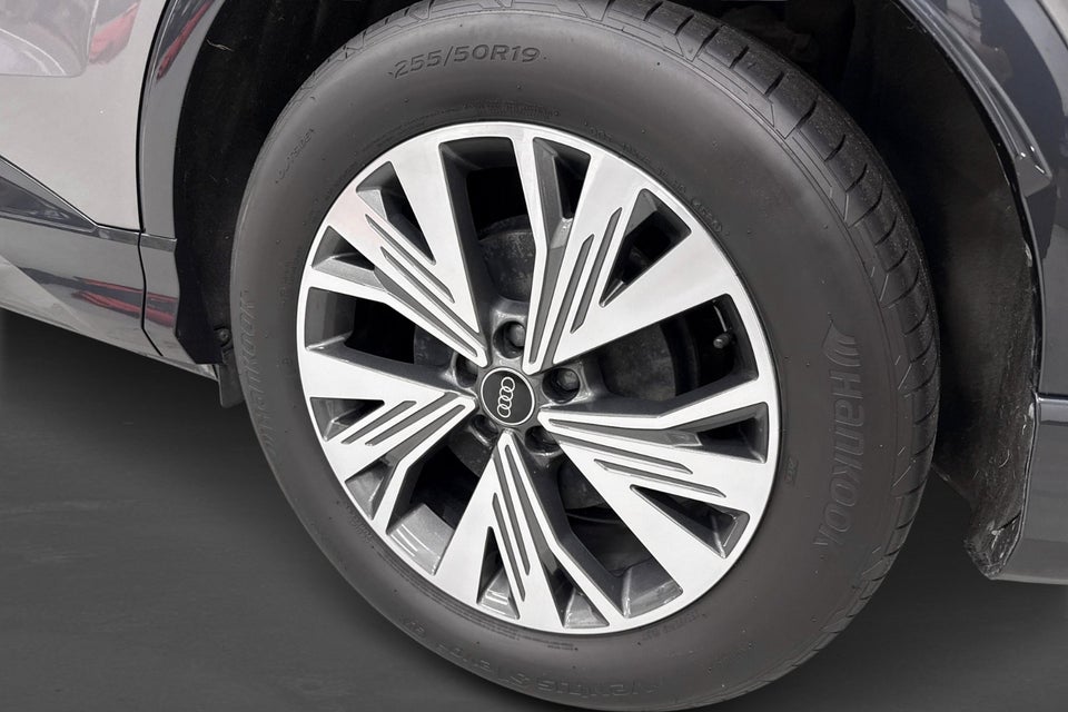 Audi Q4 e-tron 45 Progress 5d