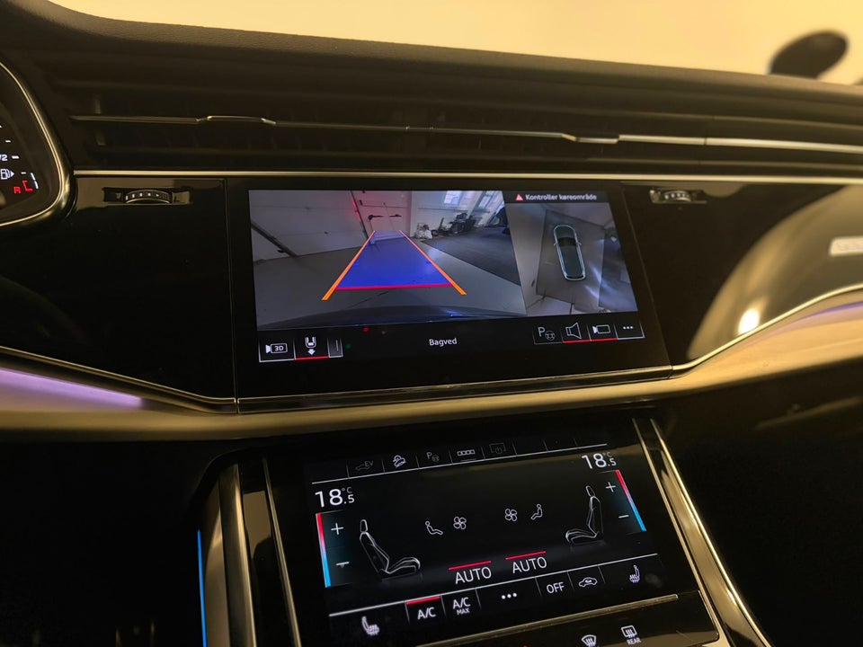 Audi Q7 55 TFSi e S-line quattro Tiptr. 5d