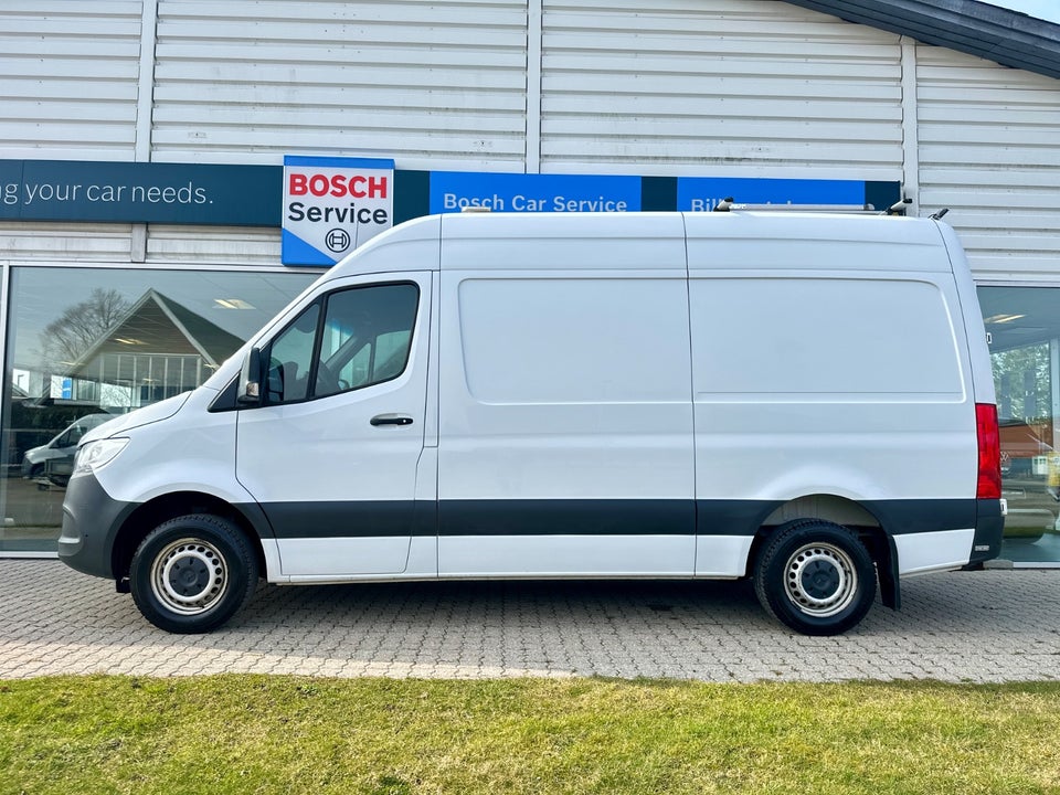 Mercedes Sprinter 317 2,0 CDi A2 Kassevogn aut. RWD