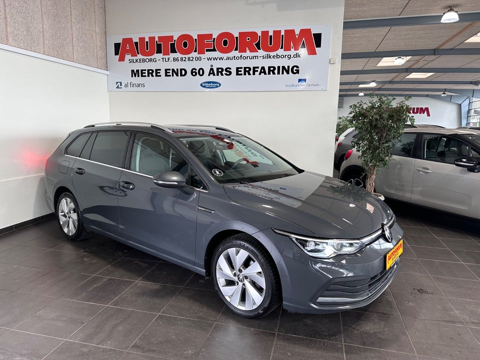 VW Golf VIII 1,5 eTSi 150 Style Variant DSG Van 5d