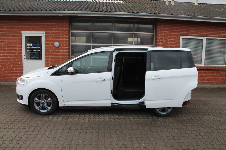 Ford Grand C-MAX 1,5 TDCi 120 Business Van 5d