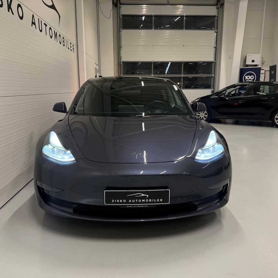 Tesla Model 3 Performance AWD 4d