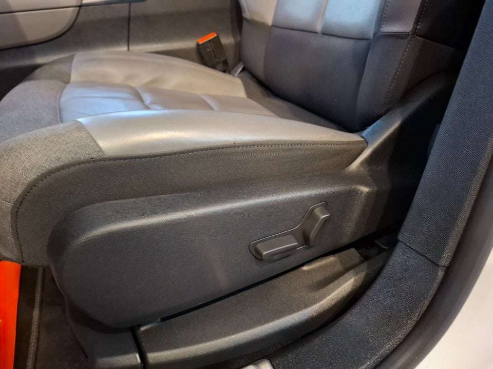 Citroën C5 Aircross 1,6 Hybrid Shine Sport EAT8 5d