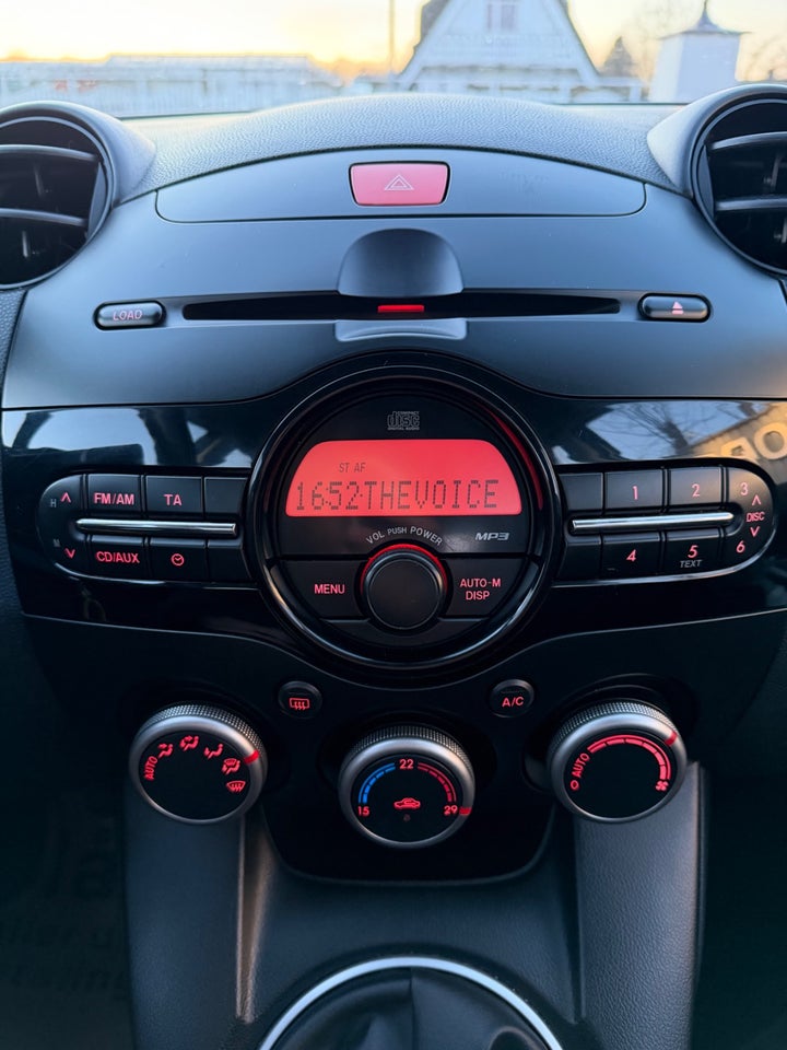 Mazda 2 1,3 Takara Edition 5d