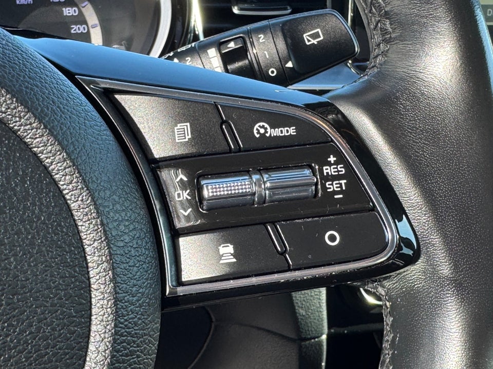 Kia Ceed 1,4 T-GDi Intro Edition SW DCT 5d