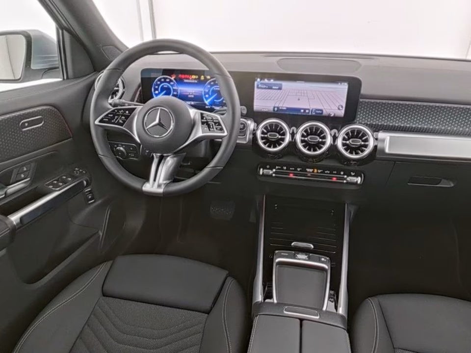 Mercedes EQB300 Progressive Advance 4Matic 5d