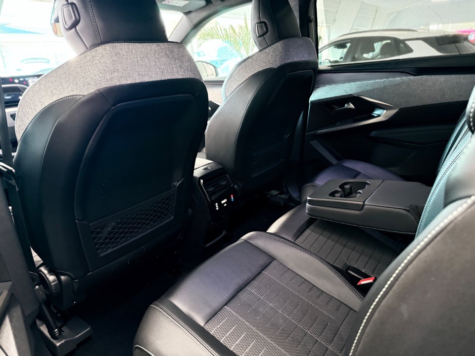 Peugeot e-5008 77 GT Pack 7prs 5d