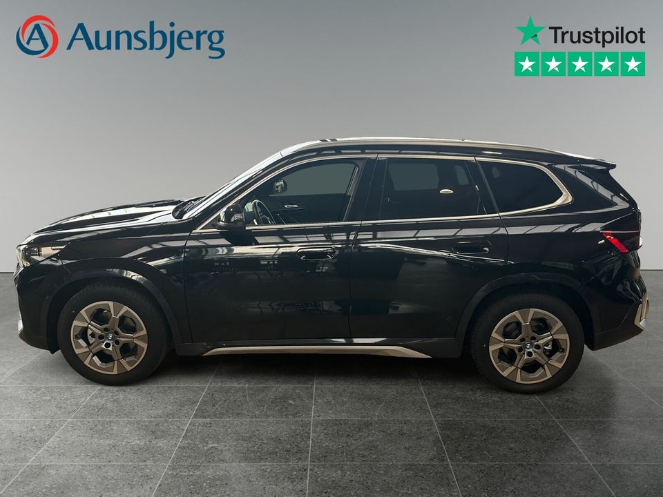 BMW iX1 eDrive20 X-Line 5d