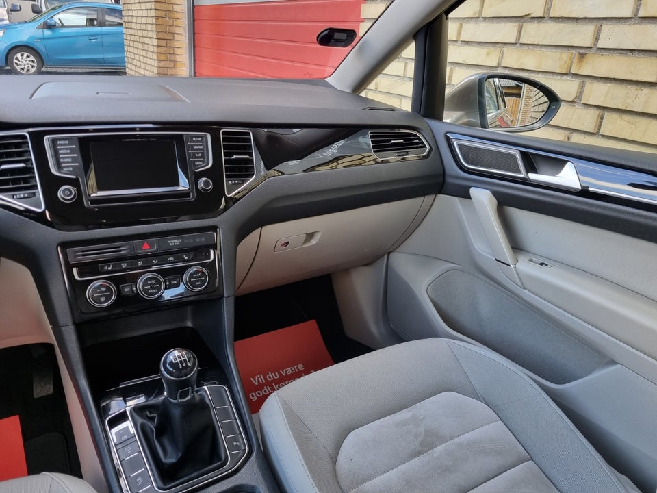 VW Golf Sportsvan 1,4 TSi 125 Highline BMT 5d