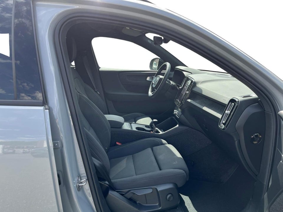 Volvo EX40 Extended Range Core 5d
