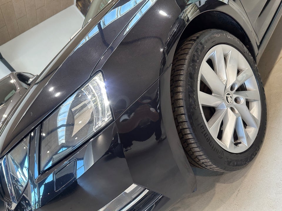 Skoda Octavia 2,0 TDi 150 Style Combi DSG 5d